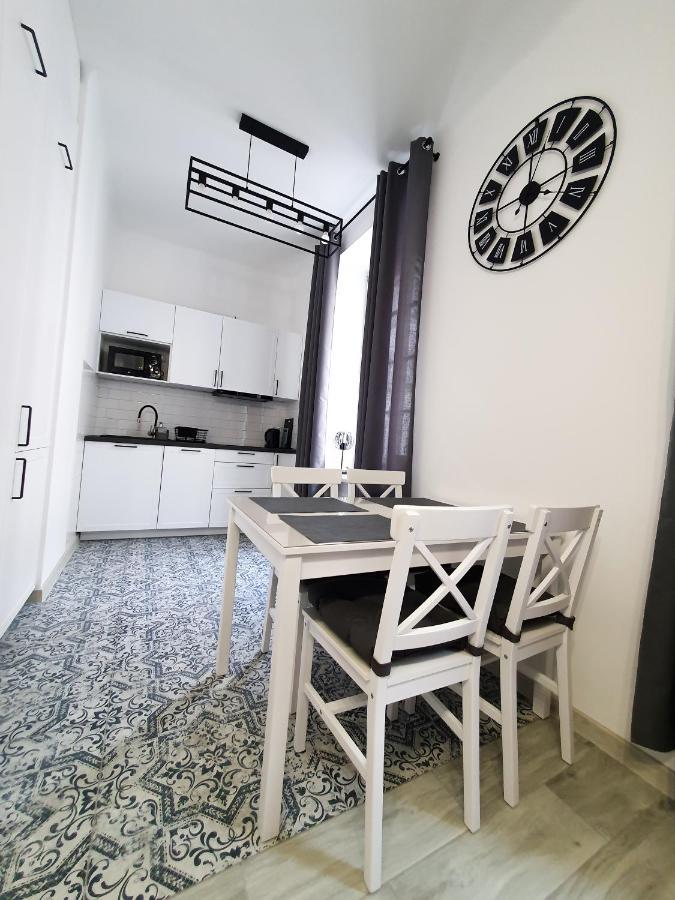 Atma Apartment - Ul. Piwna, Stare Miasto/The Old Town Varsó Kültér fotó